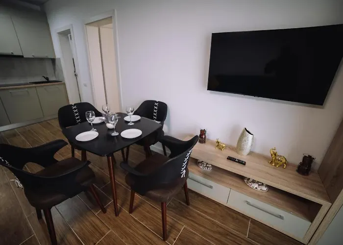 Sofia - Endless Summer Mamaia Nord Năvodari