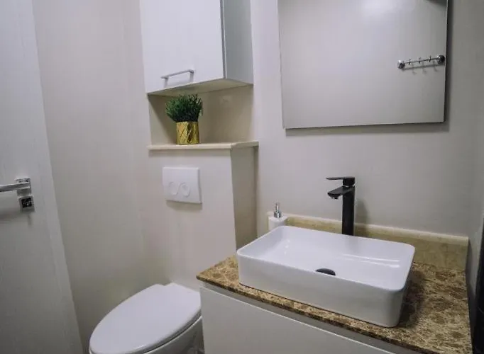 Sofia - Endless Summer Mamaia Nord